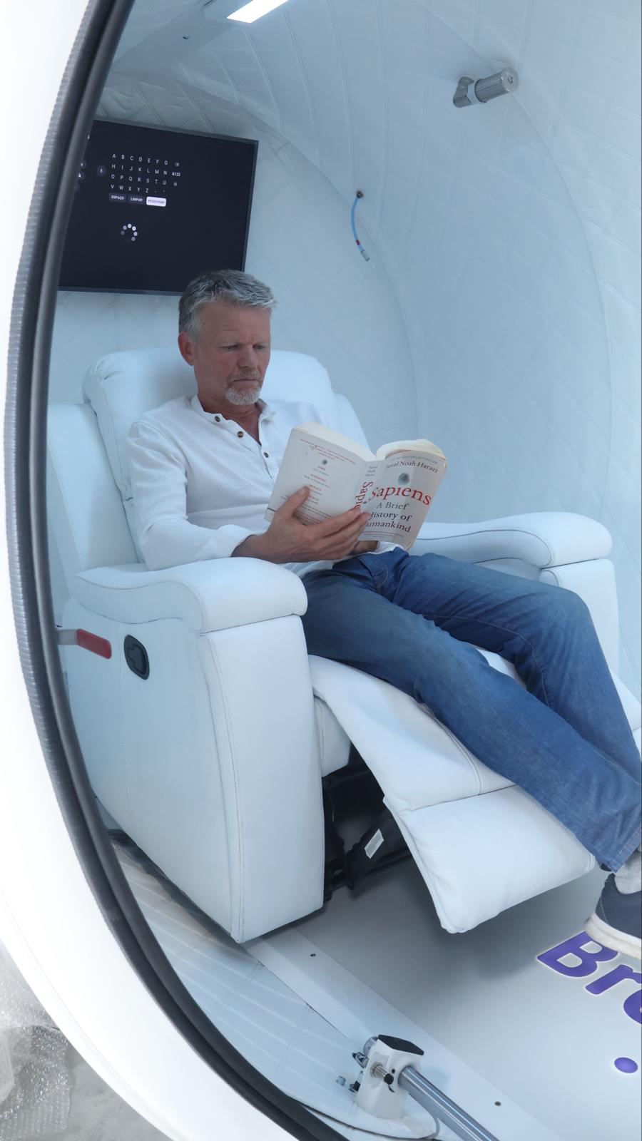 OxyLife Luxury Hyperbaric Oxygen Chamber