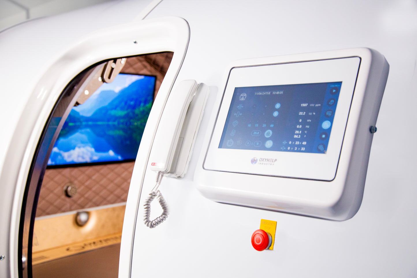 OxyLife C - Premium Multiplace Hyperbaric Oxygen Chamber